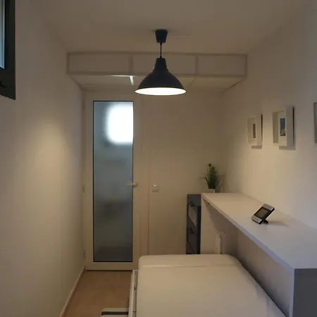 Preciosa Casa Con Piscina En Bonmont Сasa de vacaciones *
