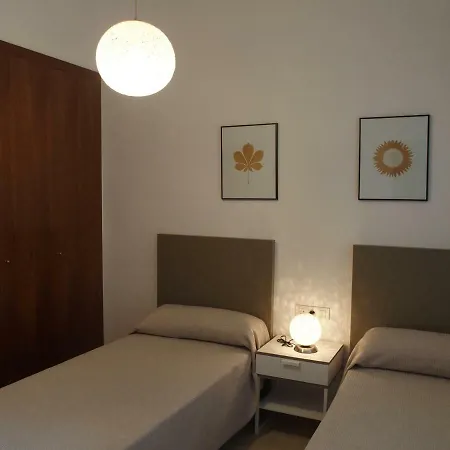 Preciosa Casa Con Piscina En Bonmont Holiday home Bonmont Terres Noves